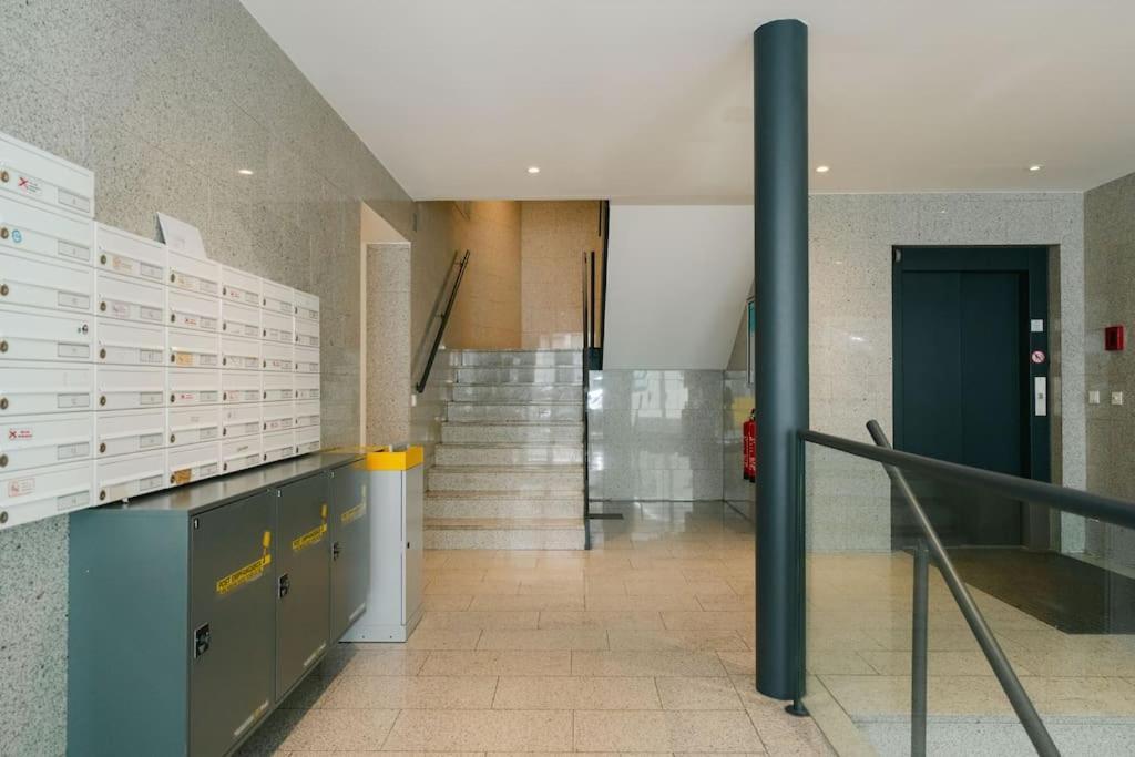 Apartment Hip Perfect For 4 Or 6, Great District, Metro Wien