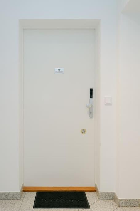 Apartment Hip Perfect For 4 Or 6, Great District, Metro Wien