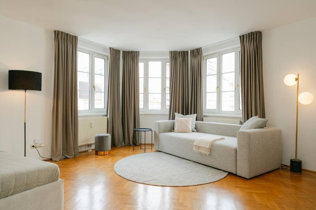 Hip Perfect For 4 Or 6, Great District, Metro Wien